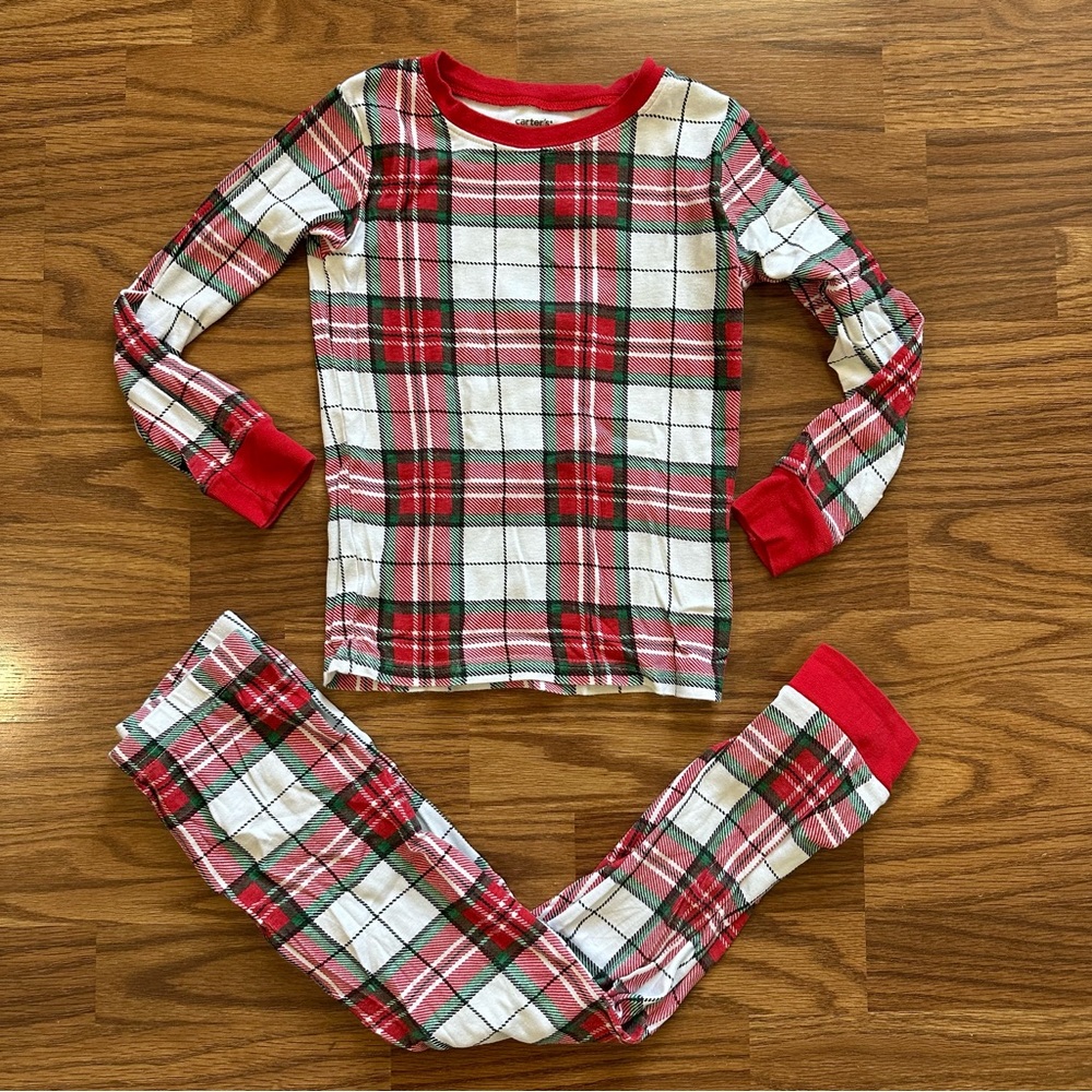 2pc Carter’s Size 7 7A Long Sleeve Cotton Christmas Holiday Plaid Pajamas EUC!